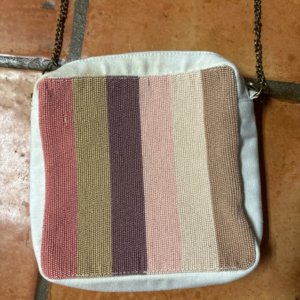 Purse - Picture 2 of 5